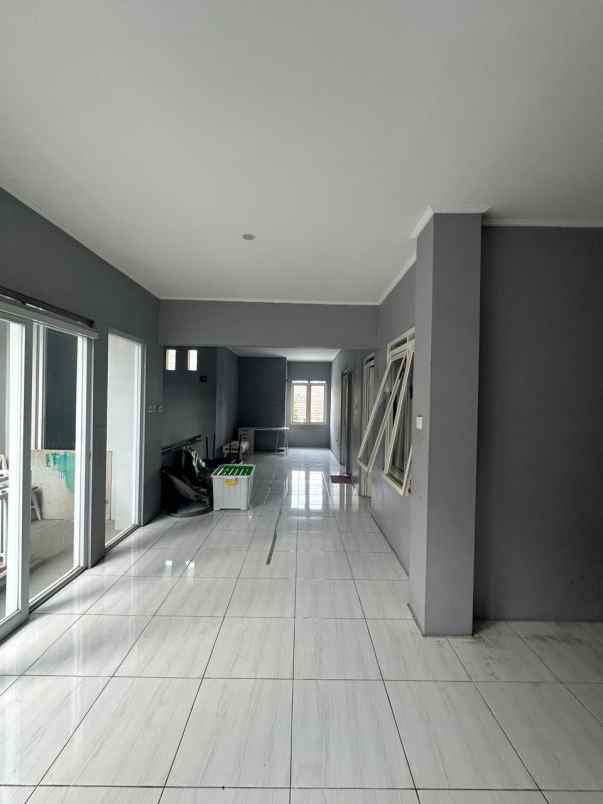 dijual rumah cluster jingga residence