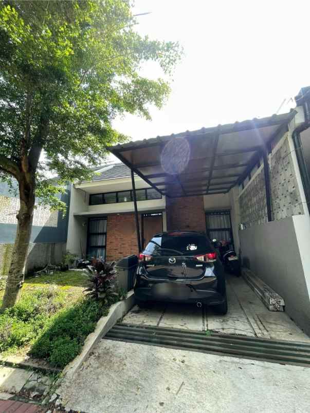 dijual rumah cluster padasuka park