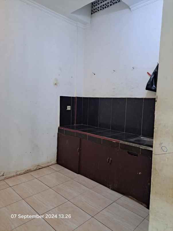 dijual rumah cluster pondok ungu permai