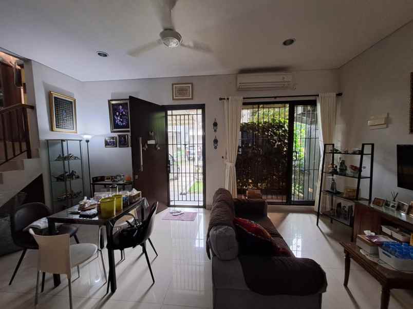 dijual rumah cluster prestigia the