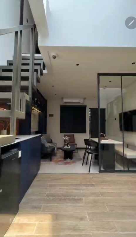 dijual rumah cluster xq livin lippo