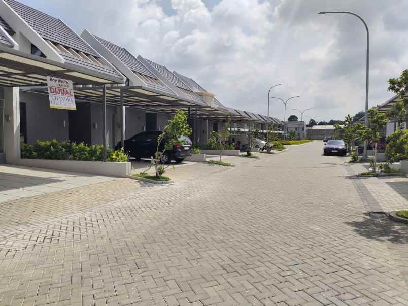 dijual rumah cluster zliving garden