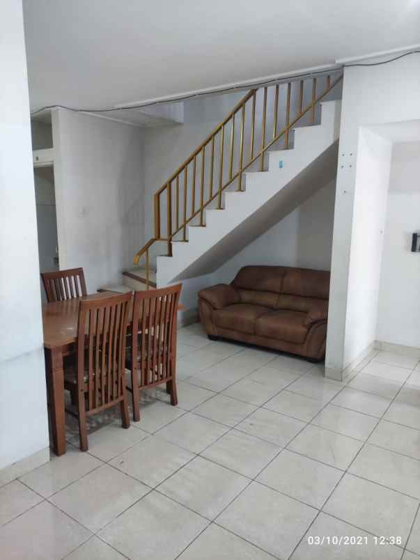 dijual rumah dadap residence