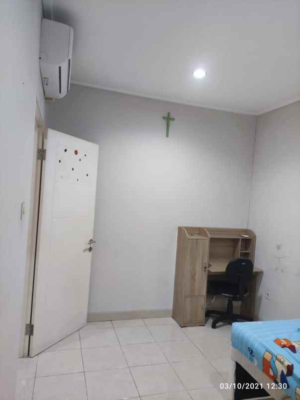 dijual rumah dadap residence