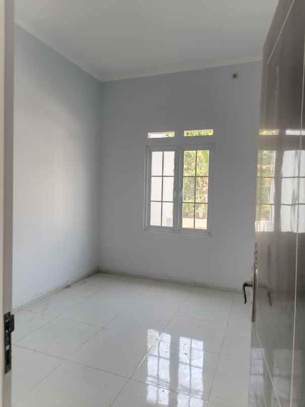 dijual rumah dawung residence
