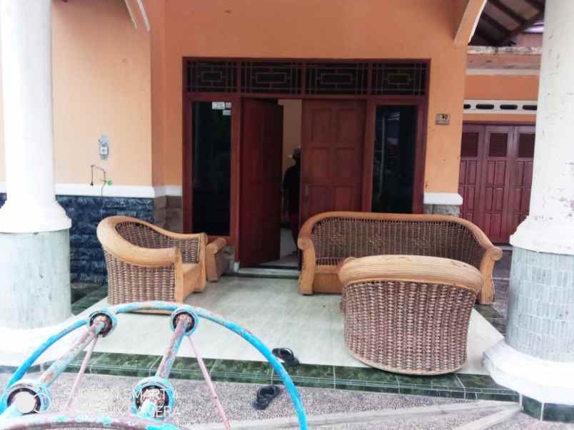 dijual rumah depan kantor kepala desa