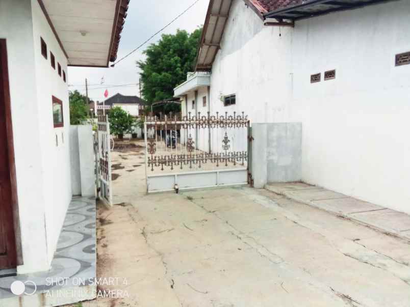 dijual rumah depan kantor kepala desa