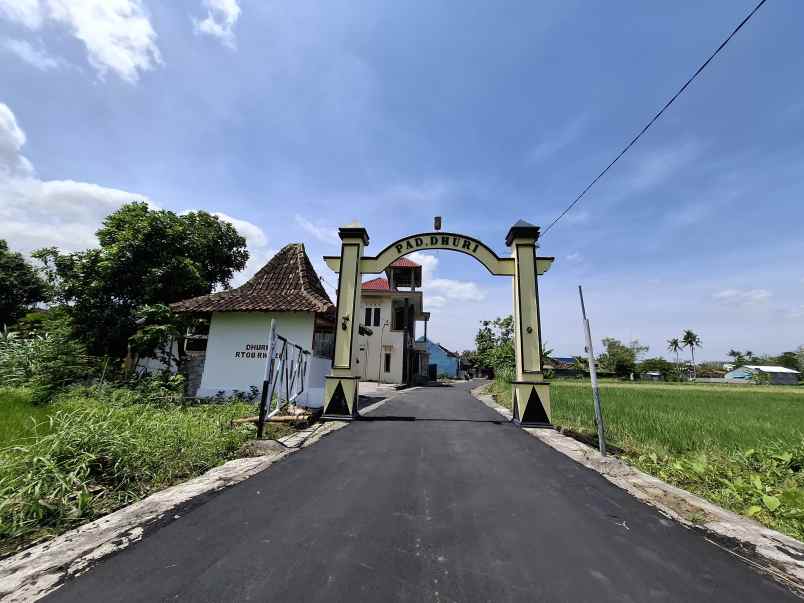 dijual rumah dhuri tirtomartani kalasan