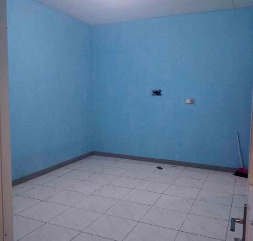 dijual rumah di griya wiyung tengah c 1 wiyung