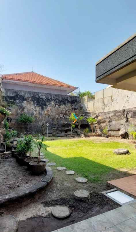 dijual rumah di jalan karangasem bagus terawat