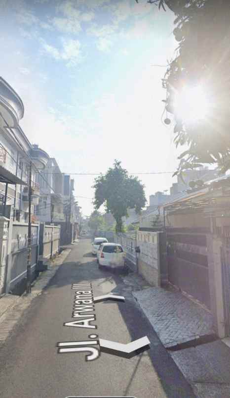 dijual rumah di jln arwana 3 penjaringan jakarta utara