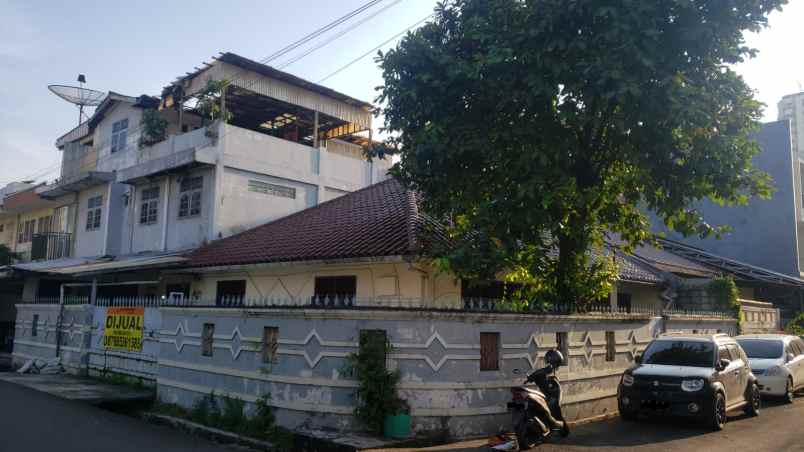 dijual rumah di jln arwana 3 penjaringan jakarta utara