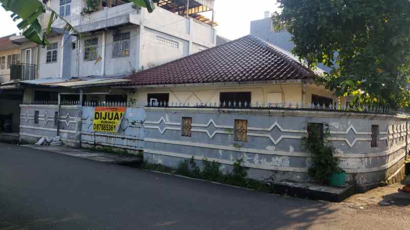 dijual rumah di jln arwana 3 penjaringan jakarta utara