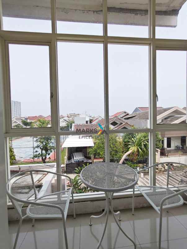 dijual rumah di nirwana eksekutif semi furnished