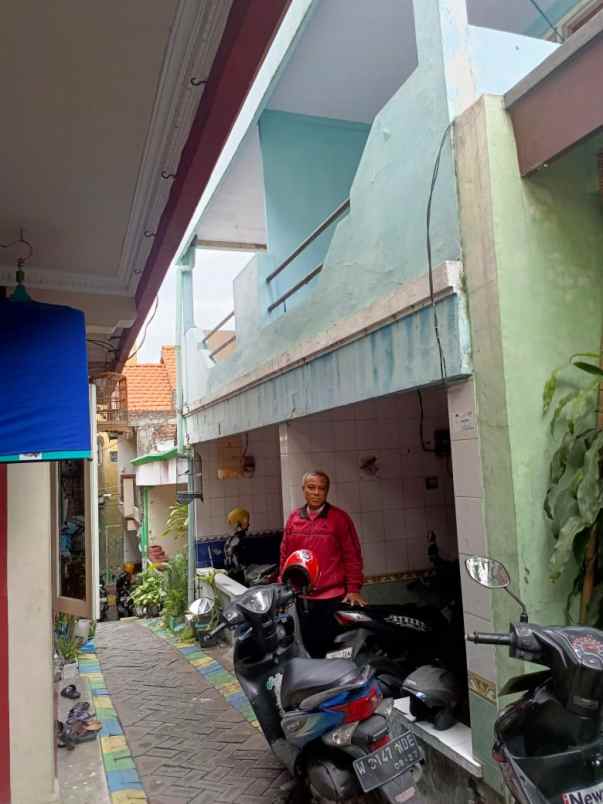 dijual rumah di pakis gunung gang 2 e no 12 sby