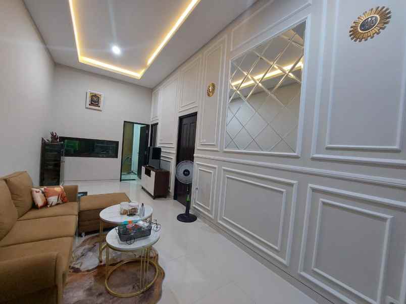 dijual rumah di perumahan bale tentrem ketileng