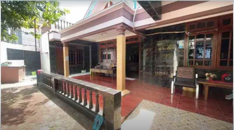 dijual rumah dukuh kupang