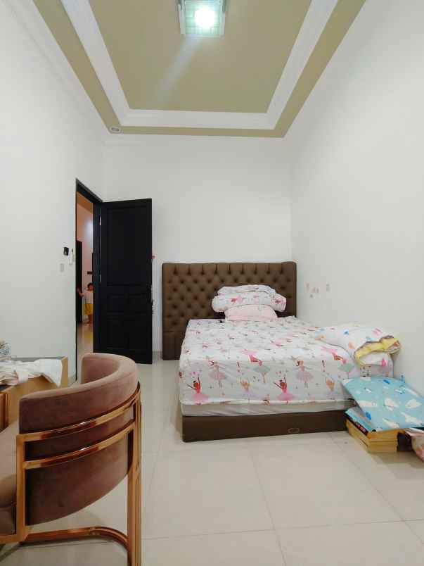 dijual rumah duren sawit jaktim