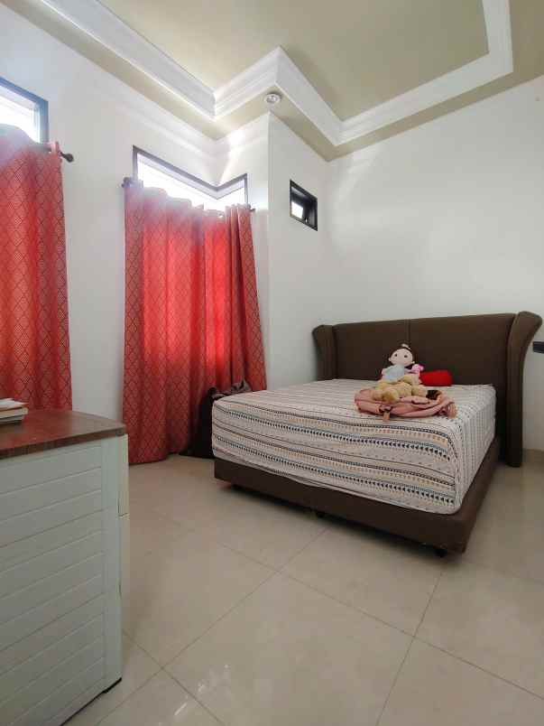 dijual rumah duren sawit jaktim