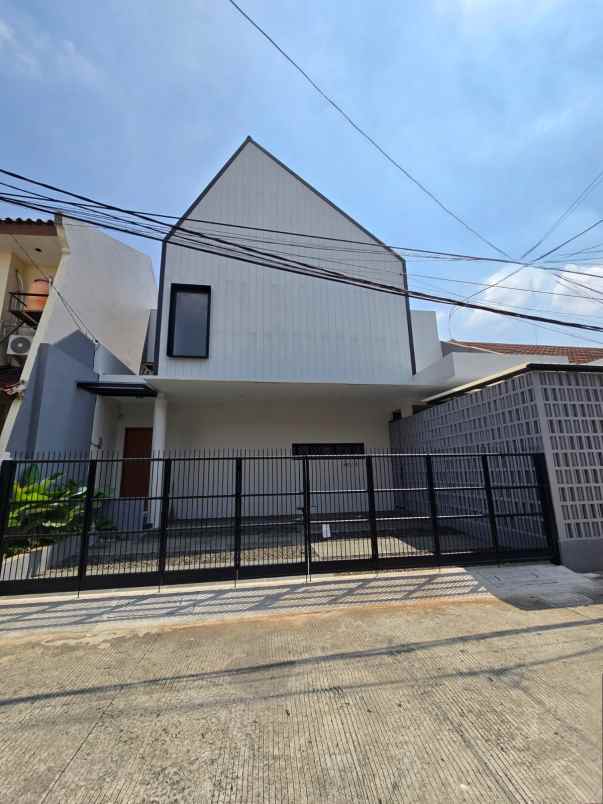 dijual rumah duren sawit jaktim