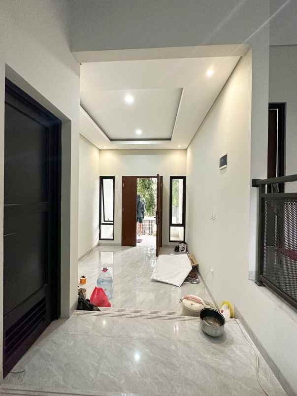 dijual rumah duren sawit jaktim