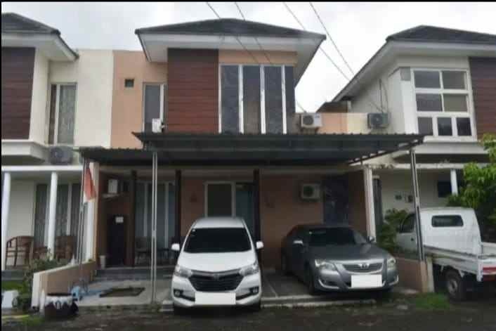 dijual rumah evergreen de parc