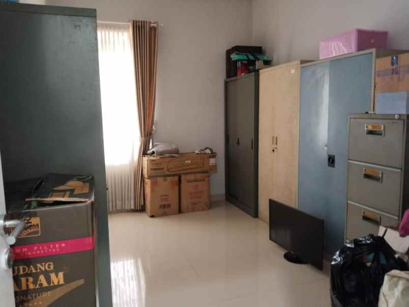 dijual rumah full furnished di setiabudi regency