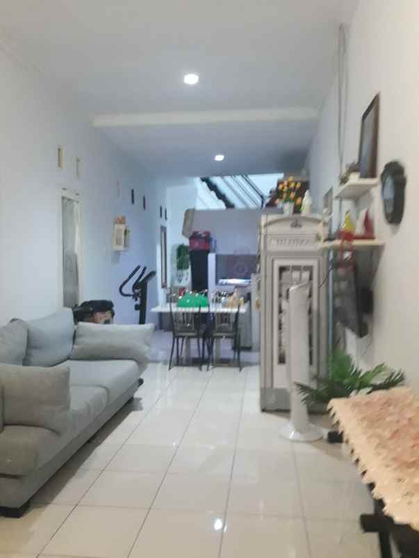 dijual rumah galaxy bekasi kota jawa barat