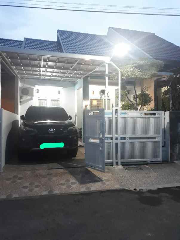 dijual rumah galaxy bekasi kota jawa barat