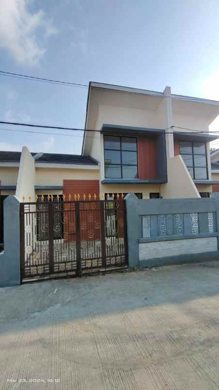 dijual rumah ganda arum residence 4 jl