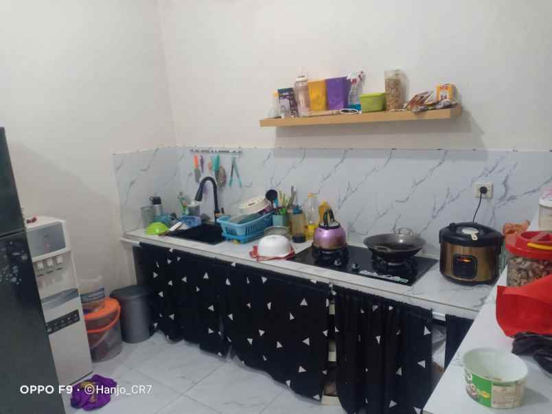 dijual rumah graha citalang permai