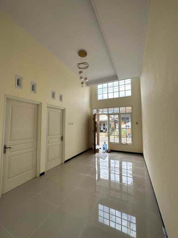 dijual rumah grand annisa