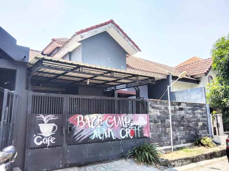 dijual rumah green park regency