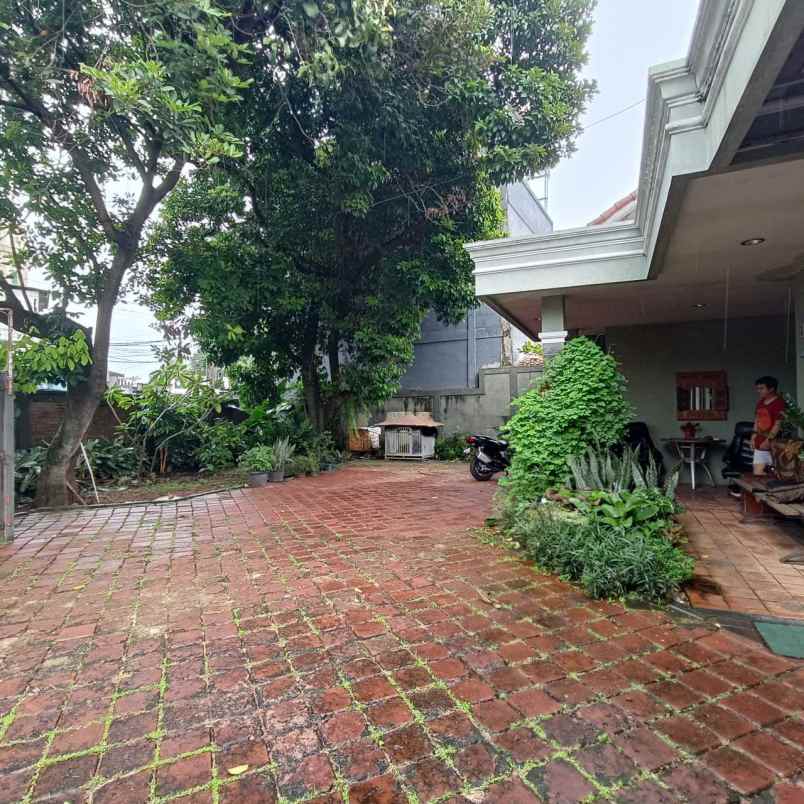 dijual rumah grogol limo