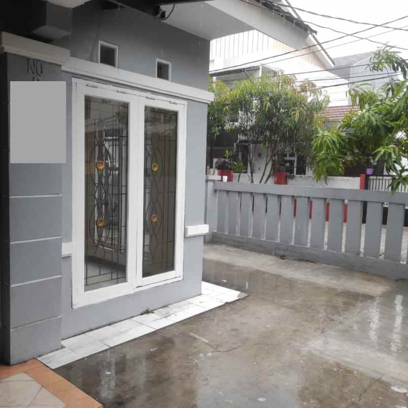 dijual rumah harapan indah