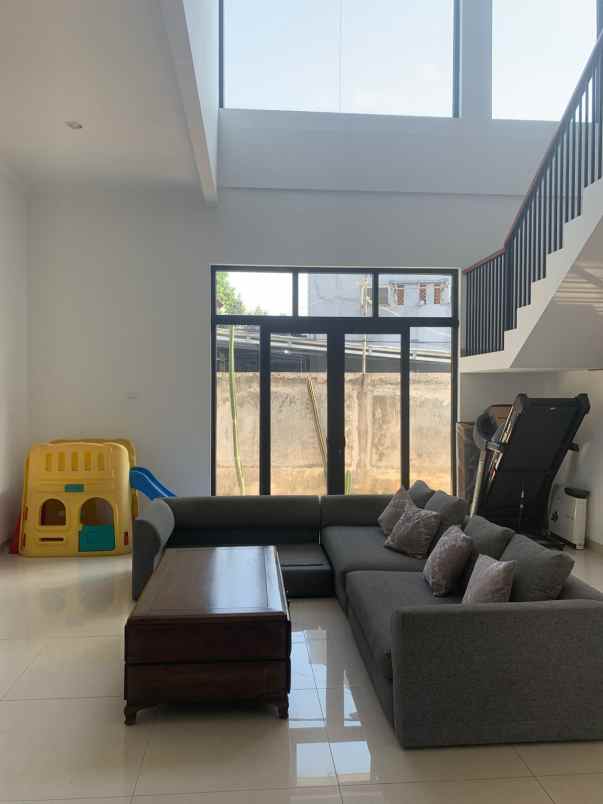 dijual rumah harjamukti cimanggis