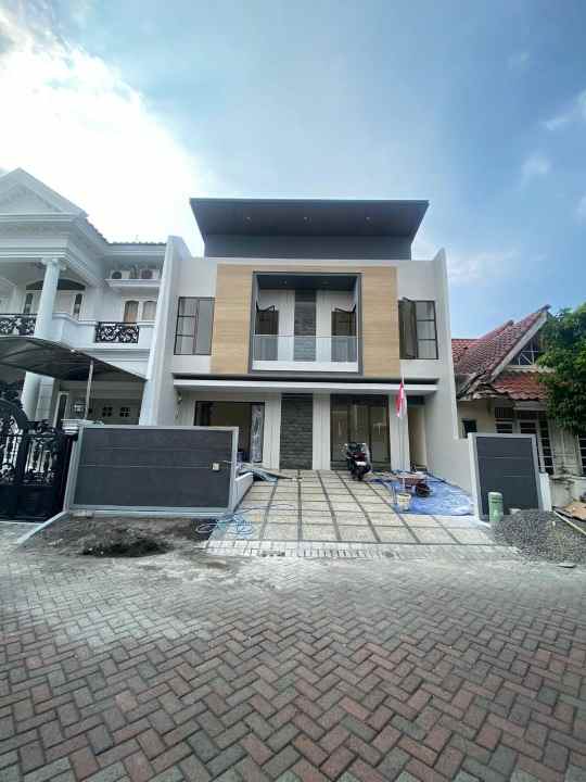 dijual rumah international village