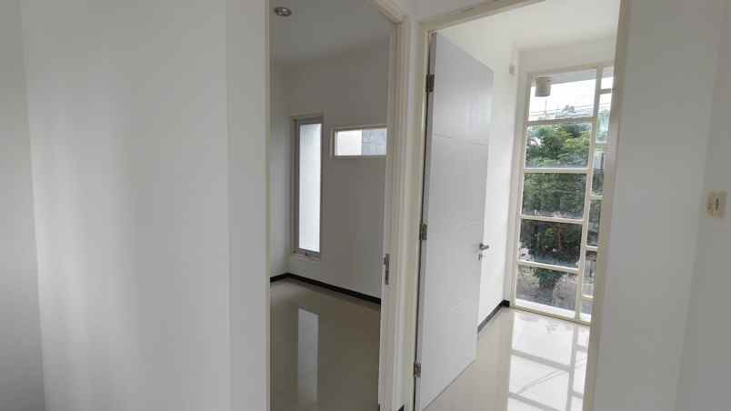 dijual rumah istana mentari