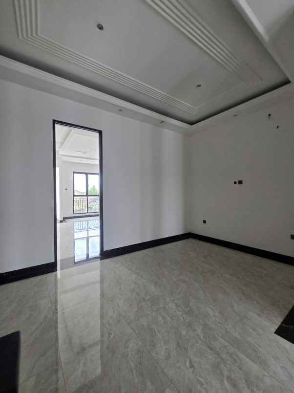 dijual rumah jagakarsa jakarta selatan