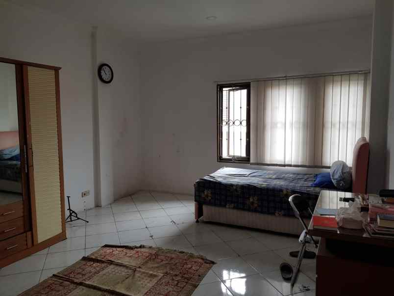 dijual rumah jalan belanak rawamangun