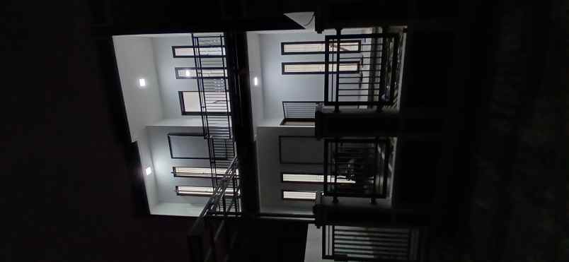 dijual rumah jalan caringin 4