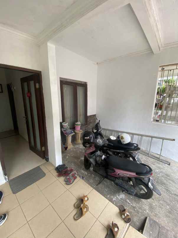 dijual rumah jalan imam bonjol kota batu