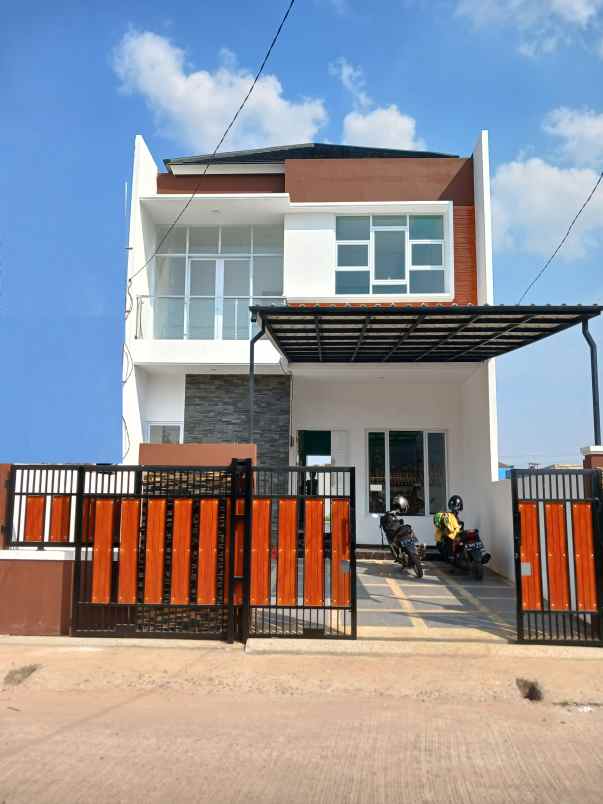 dijual rumah jalan mayang raya