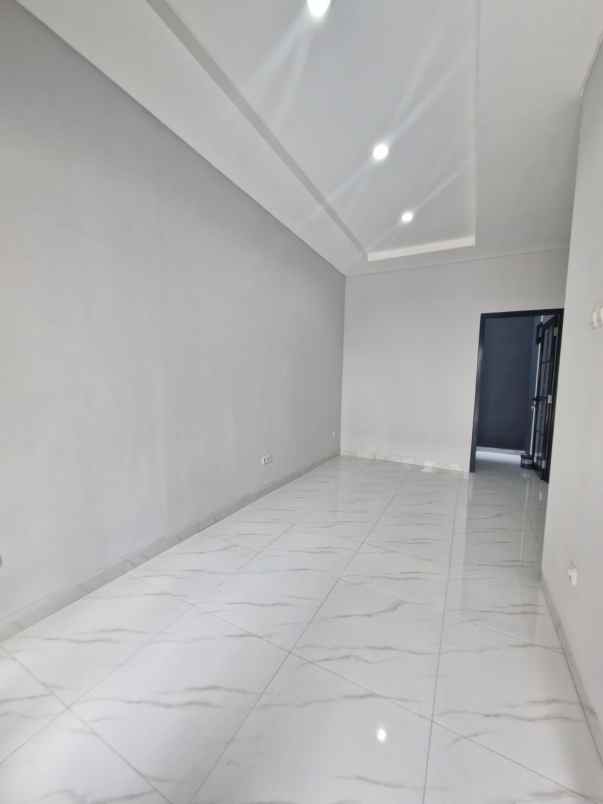 dijual rumah jalan mualim aminudin