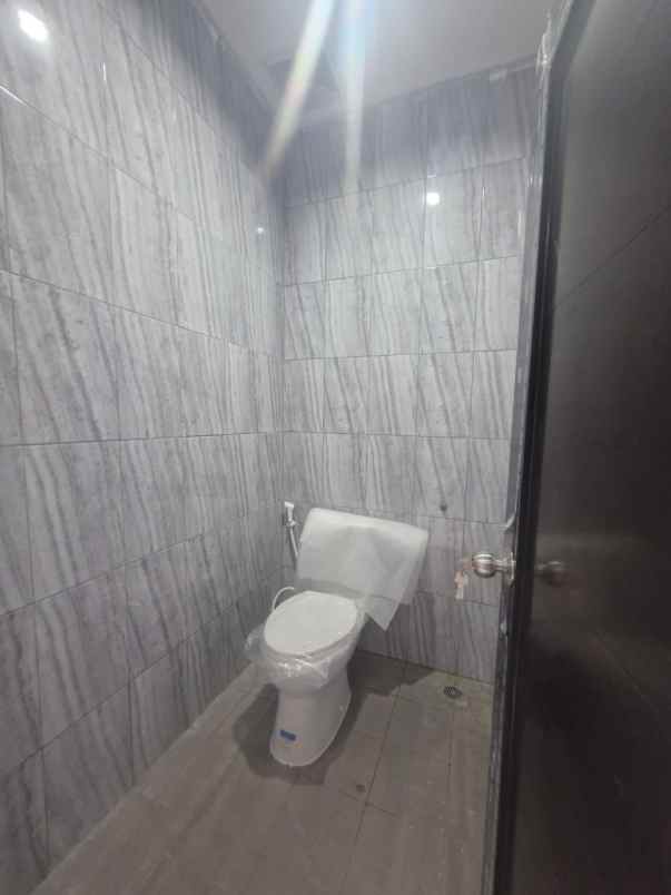 dijual rumah jalan mualim aminudin