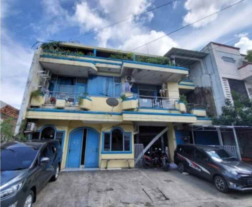 dijual rumah jalan murdai cempaka putih