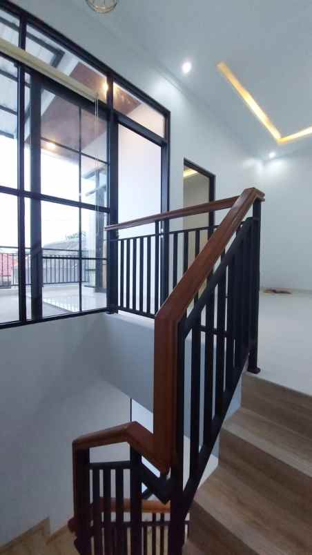 dijual rumah jalan ngarai pasir gunung