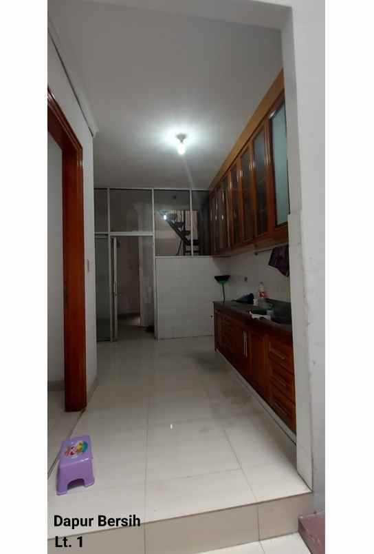 dijual rumah jalan pinang emas ix