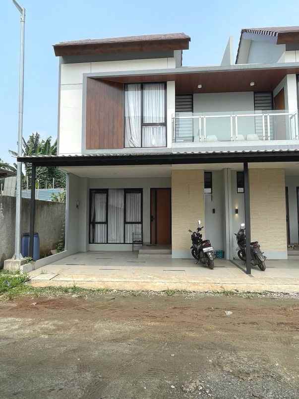dijual rumah jalan raya bintaro sektor 2