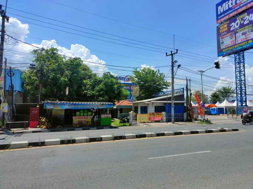 dijual rumah jalan raya klayan cirebon